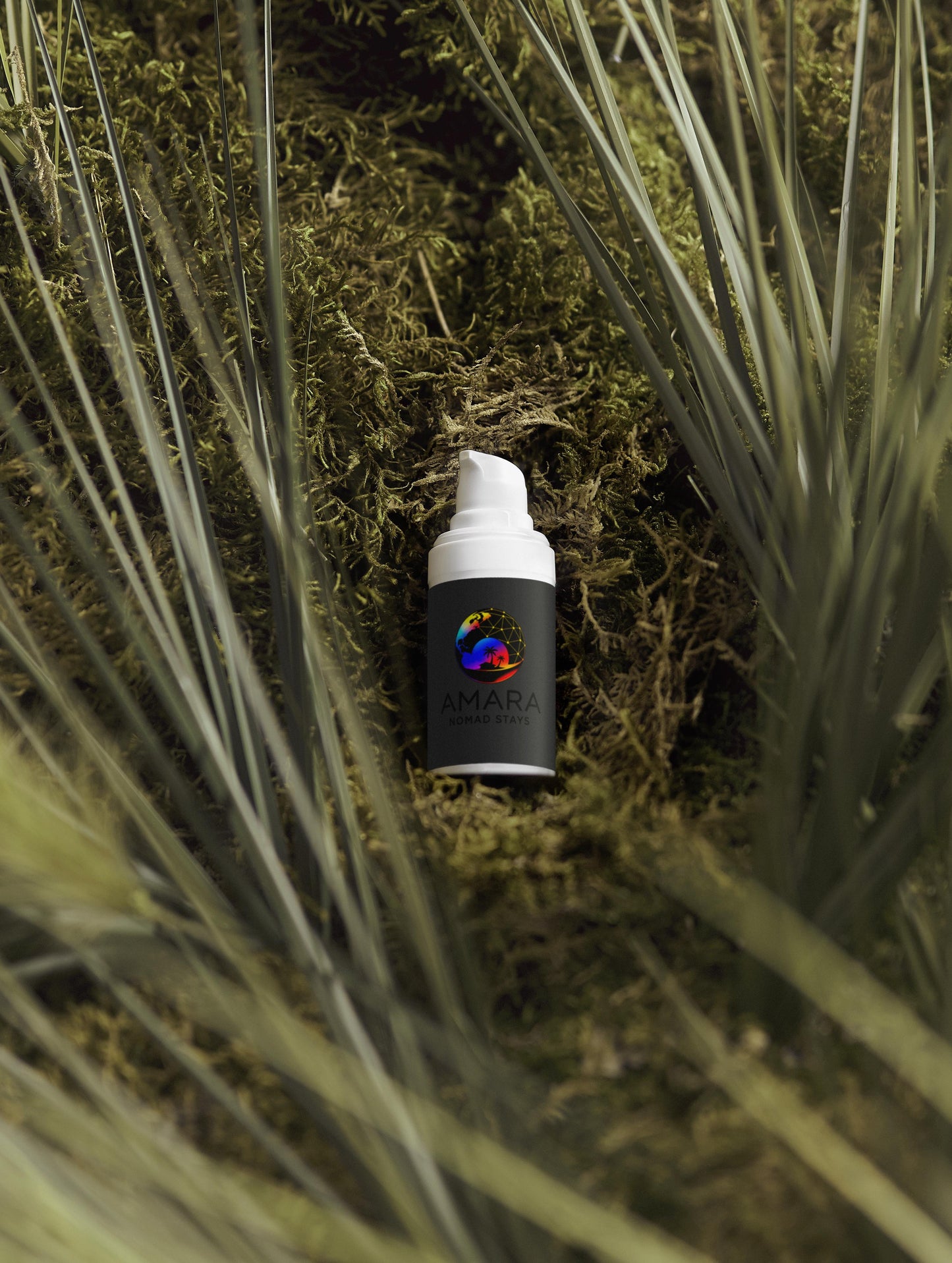 Amara Nomad Stay Brightening Eye Cream